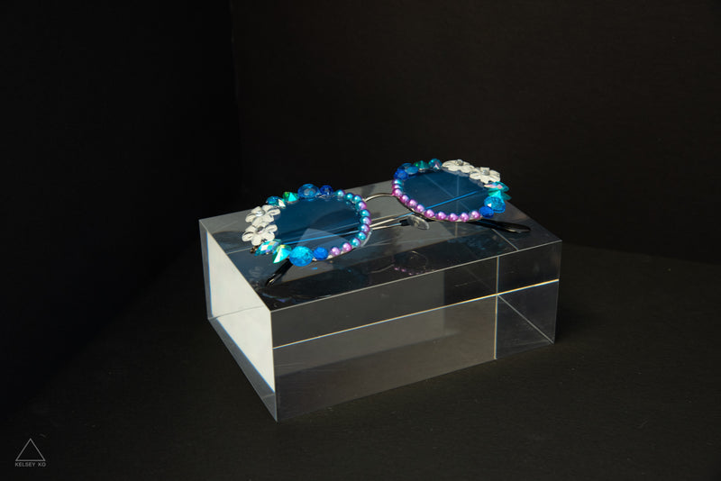 BLUE FLOWER POWER SUNGLASSES